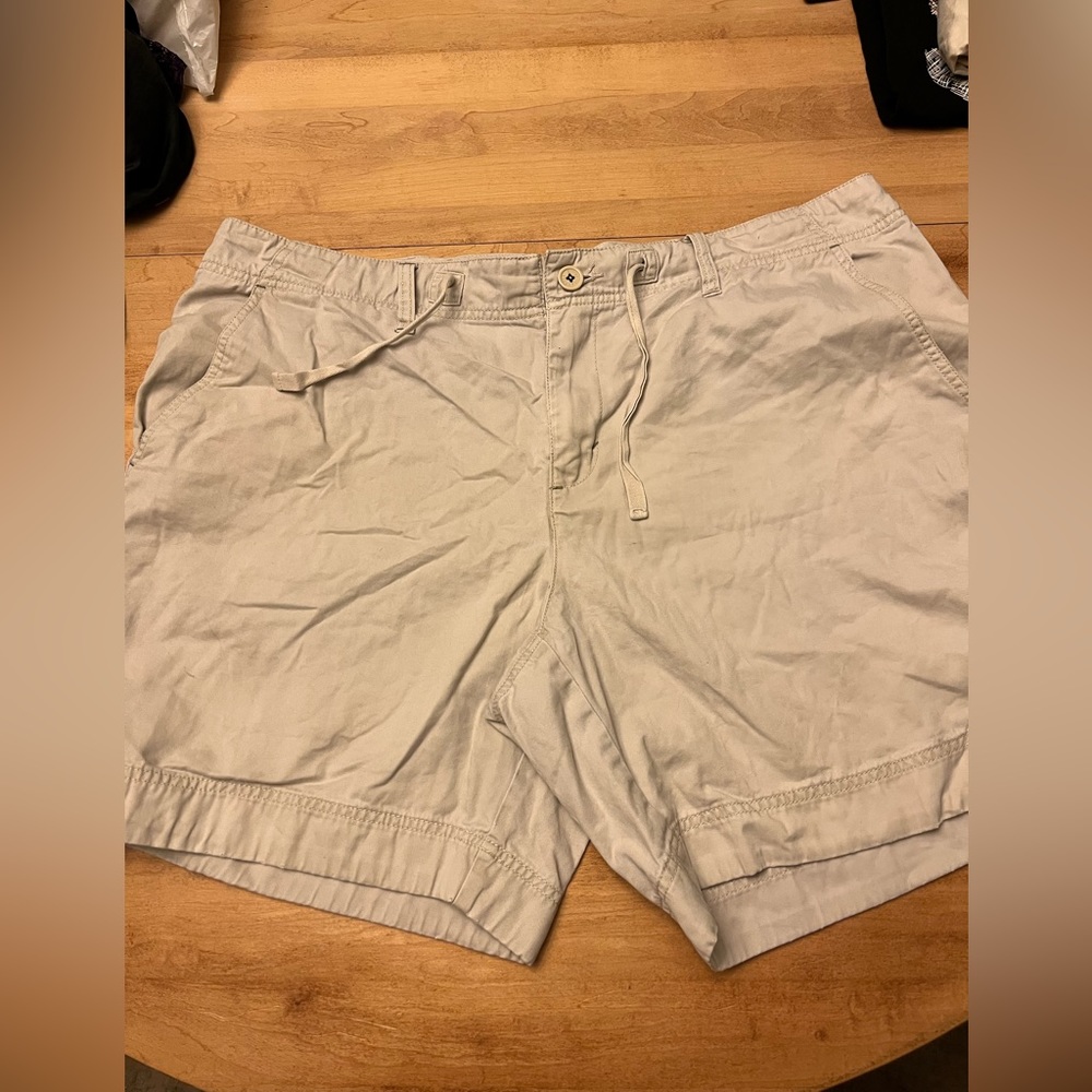 Khaki shorts
